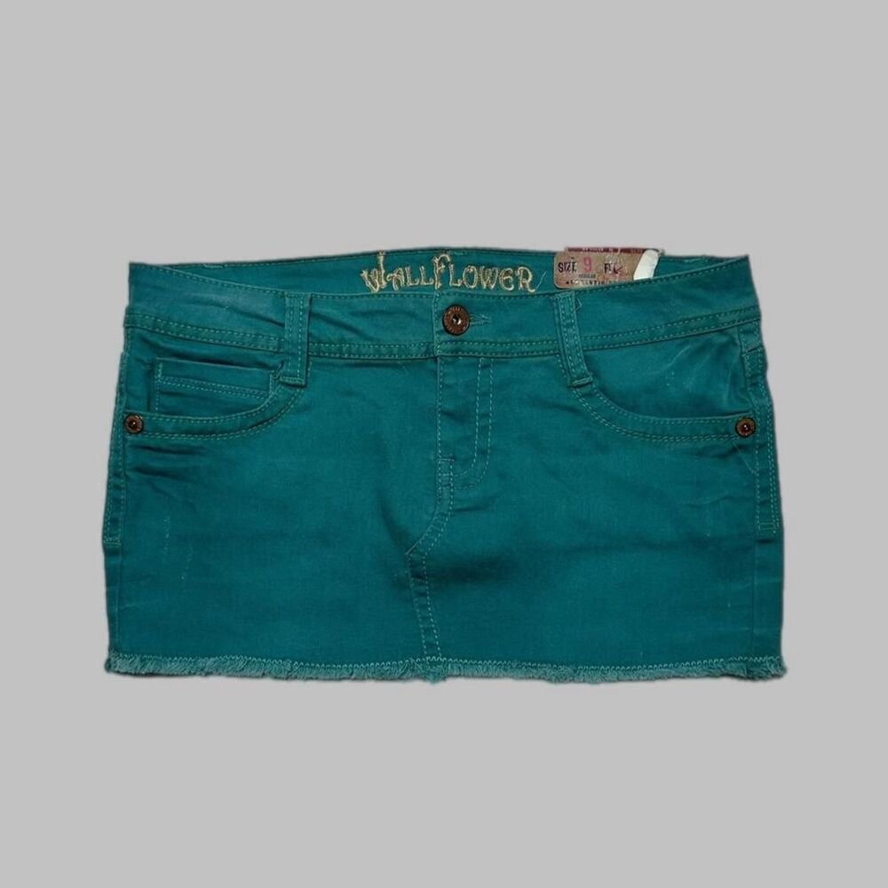 Wallflower Women's Green and Blue Skirt - Picture 2 of 4